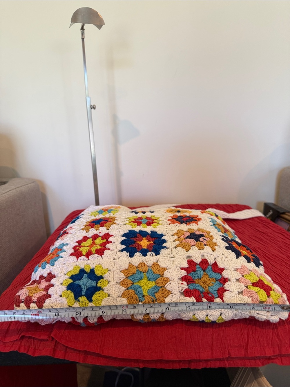 Altar’s state and Handmade 2 Crochet White Tote Bag with Colorful Strap - Picture 10 of 15